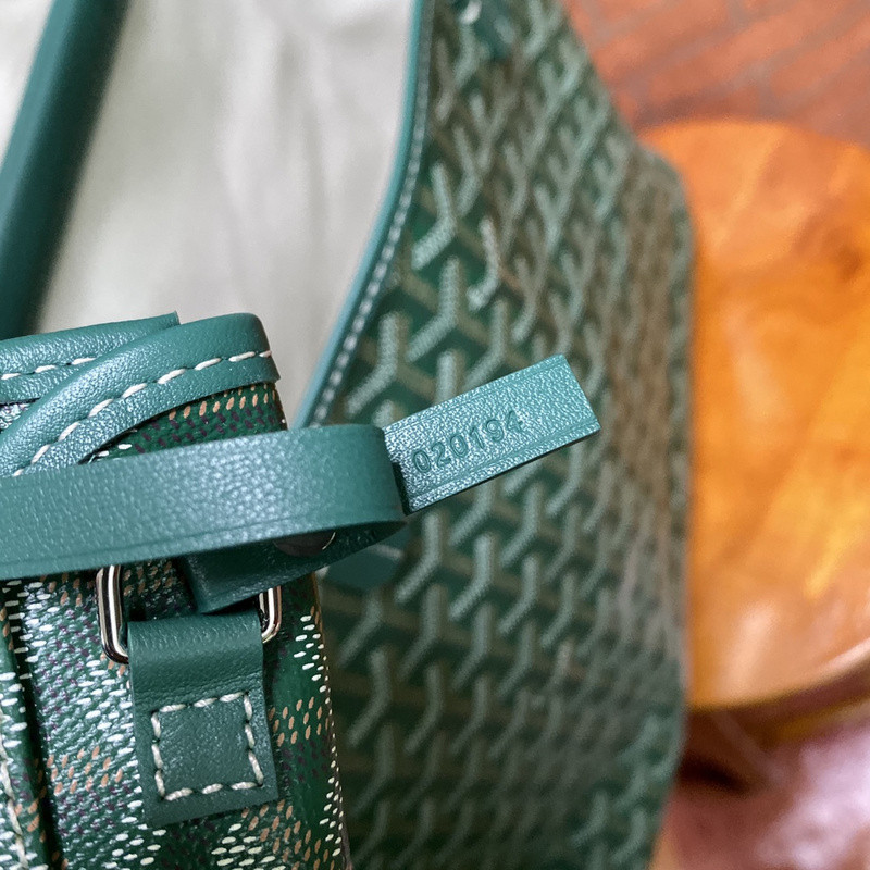 Go*ard purse