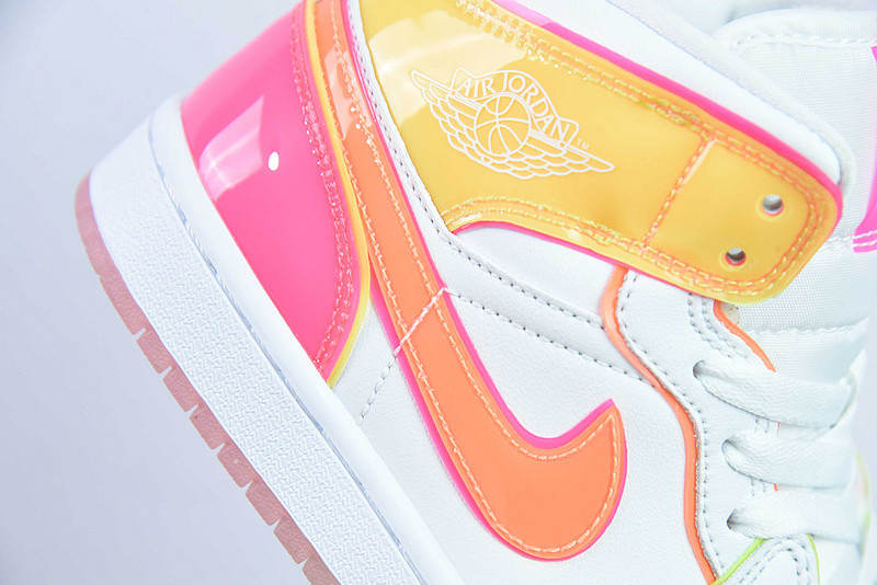 Air Jordan 1 Mid SE 