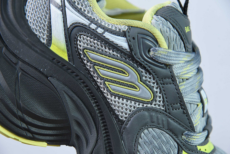 BC XL SNEAKERS