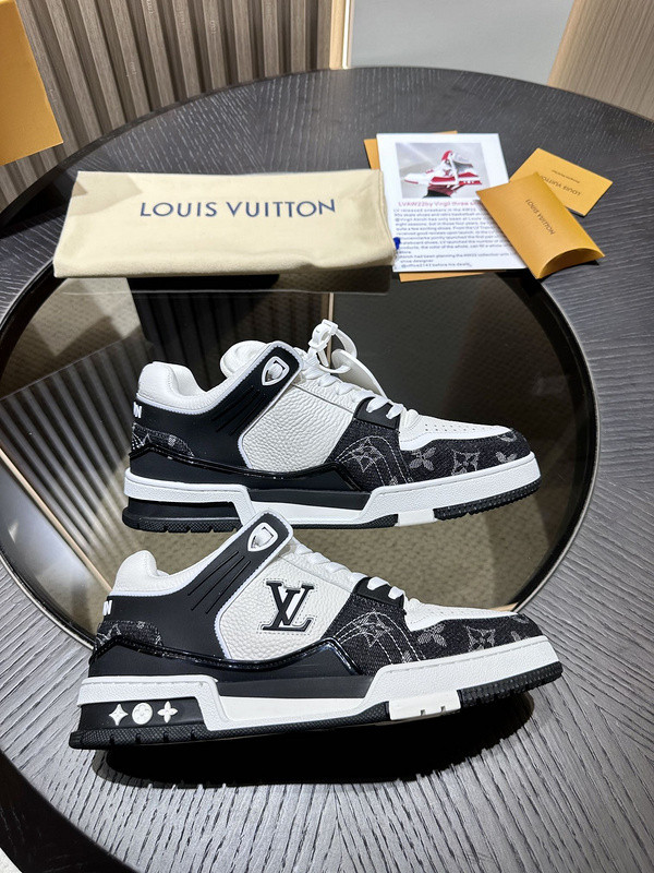 LVT SNEAKERS