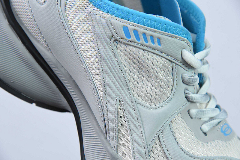 BC XL SNEAKERS