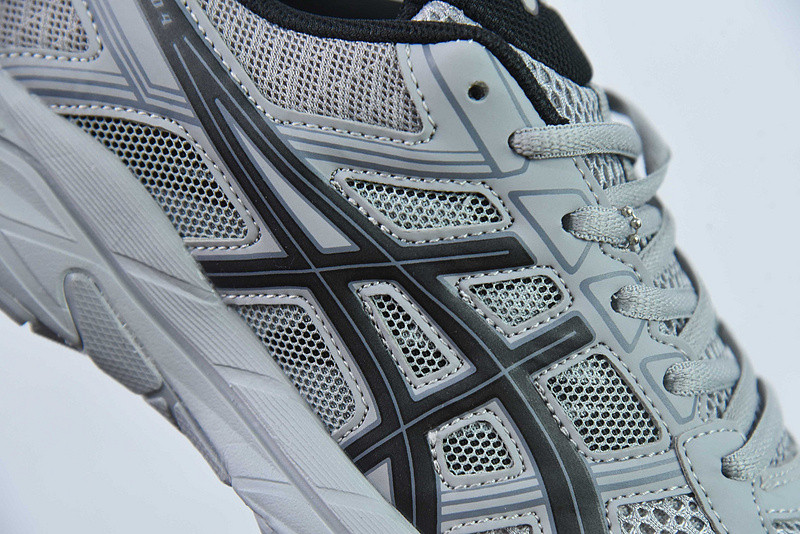 ASICS Gel-Contend 4 