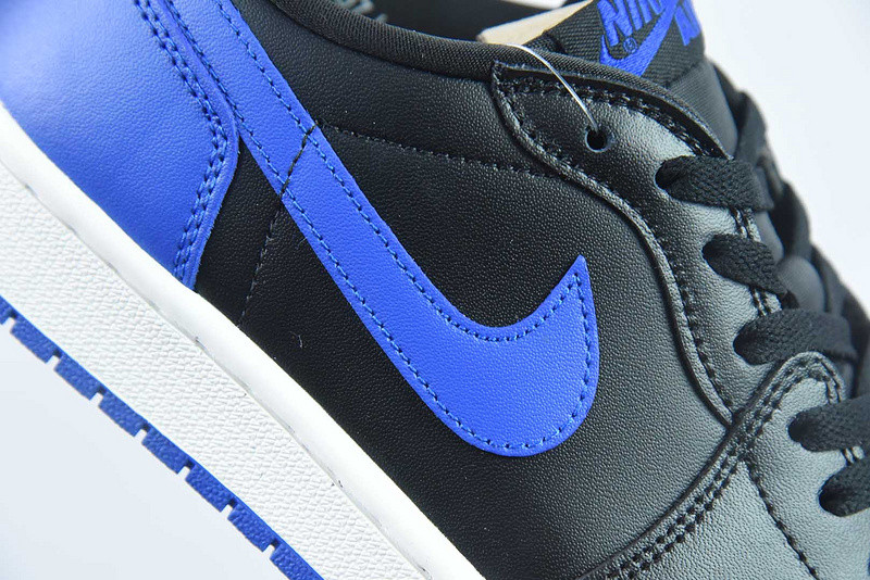 Air Jordan 1 Low 