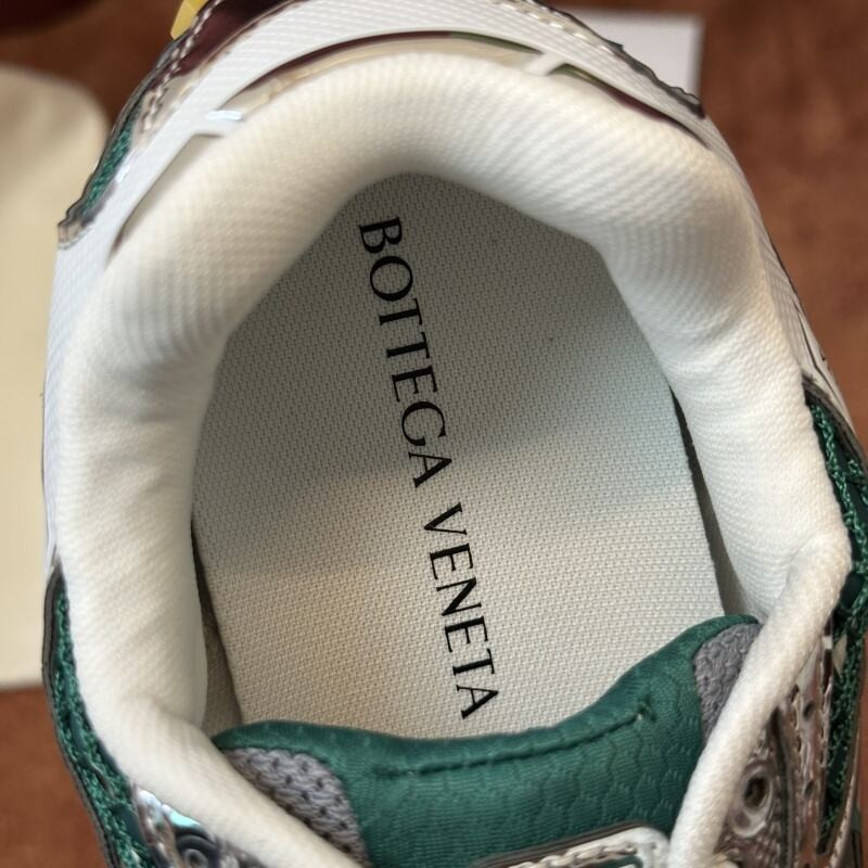 b0tte*a Ven*ta orbit sneaker