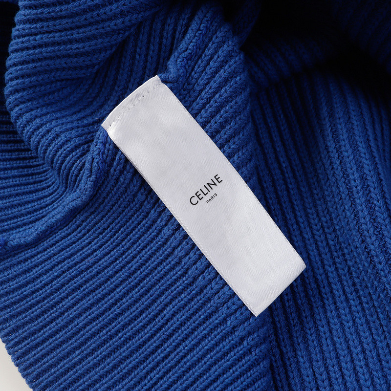 Ce**e clothes