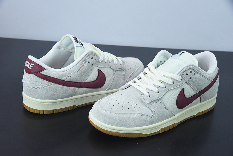NIKE SB DUNK LOW RETRO SP HC0808-100