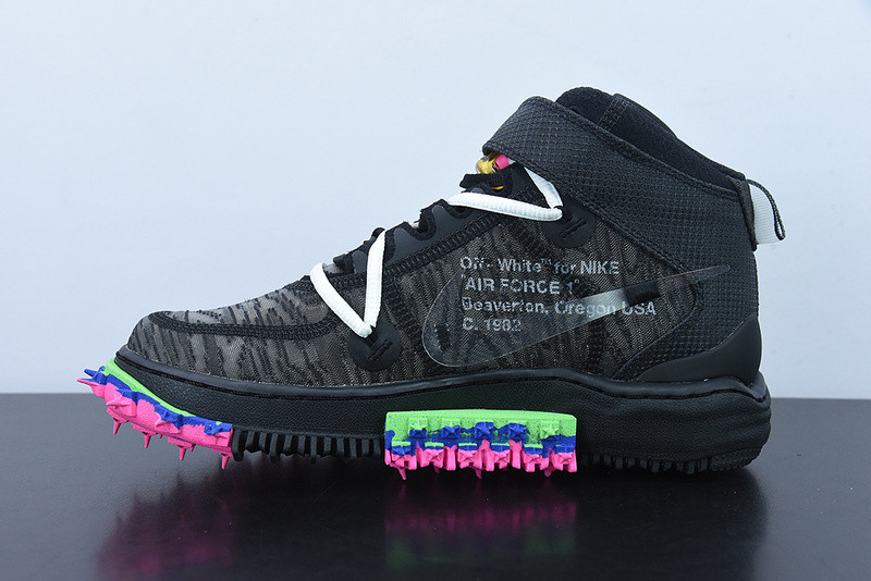 OF AIR FORCE 1 MID BLACK DO6290-001