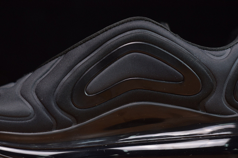NIKE AIR MAX 720 720 
