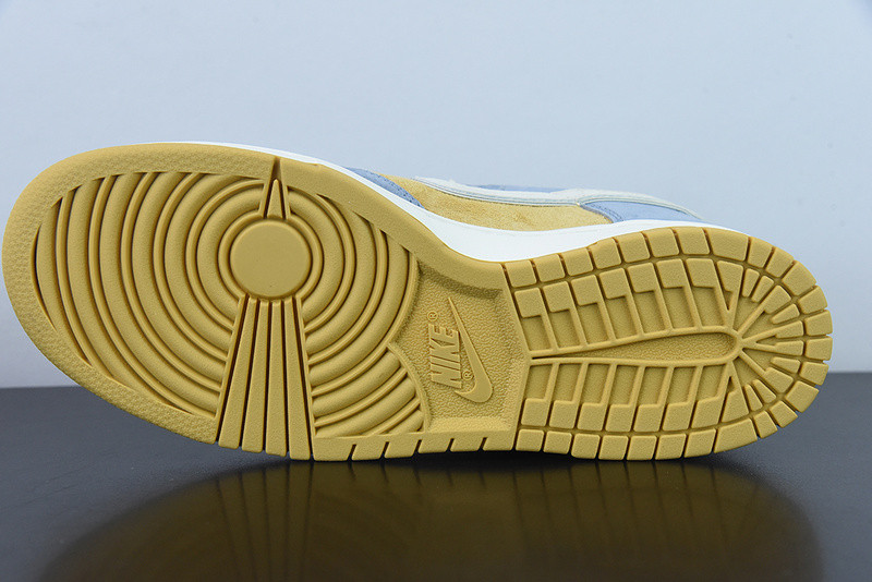 Otomo Katsuhiro x Nike SB Dunk Low Steamboy ST1391-204