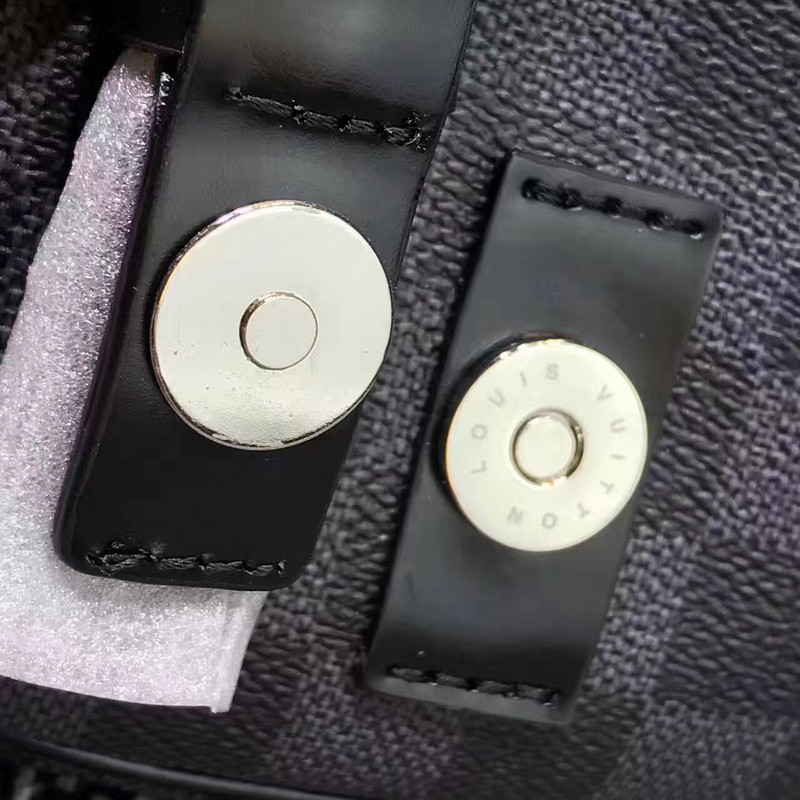 LVT PURSE