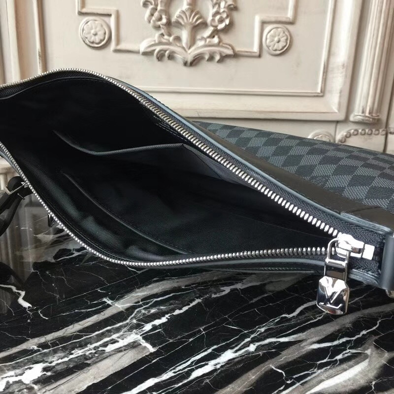 LVT PURSE