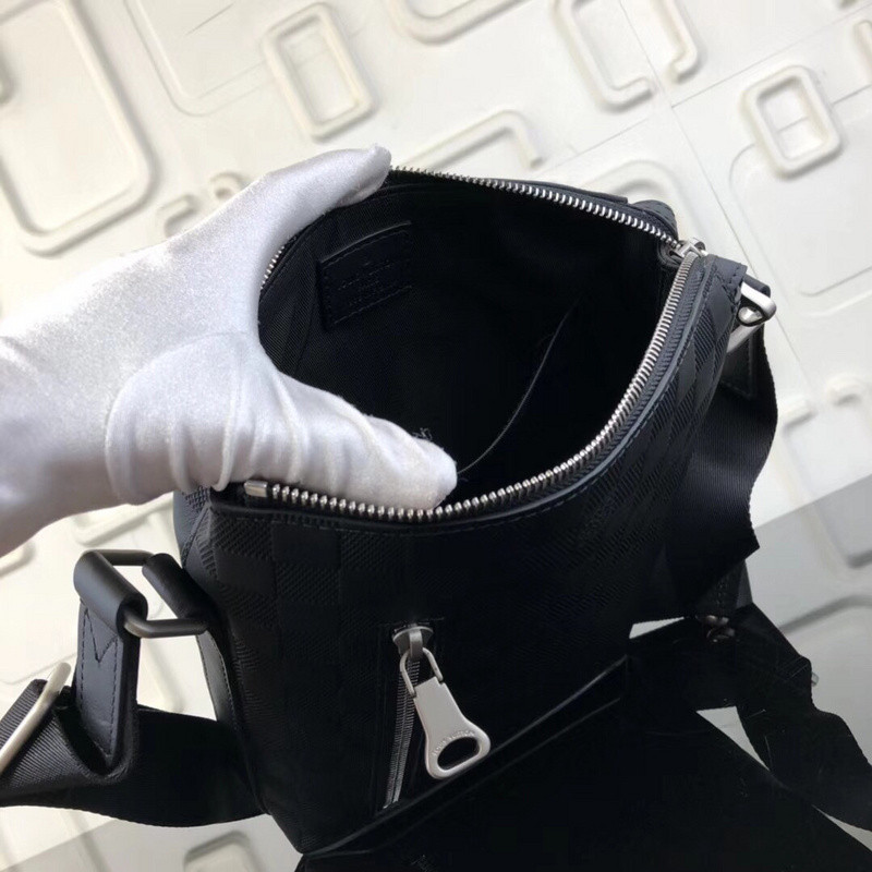 LVT PURSE