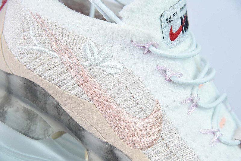 Nike WMNS AIR MAX SCORPION FLYKNIT 