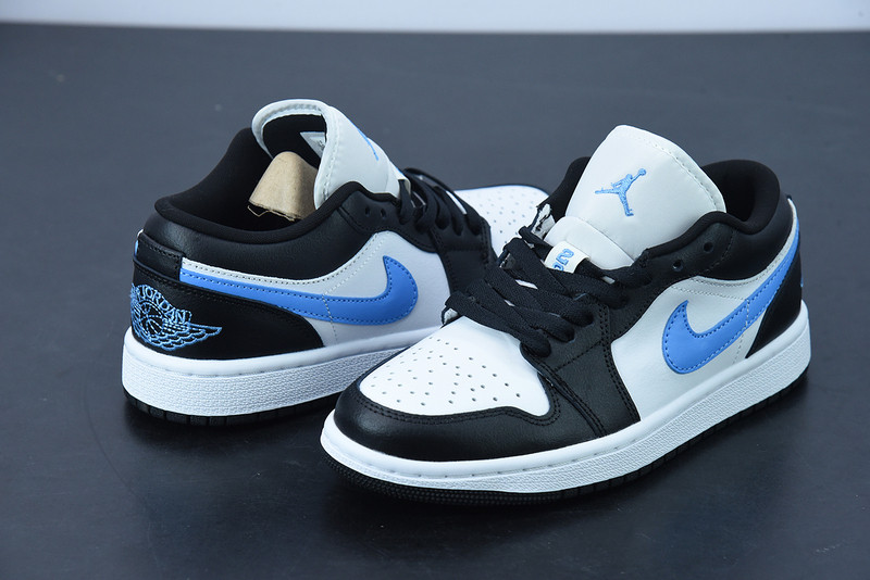 WMNS AIR JORDAN 1 LOW 