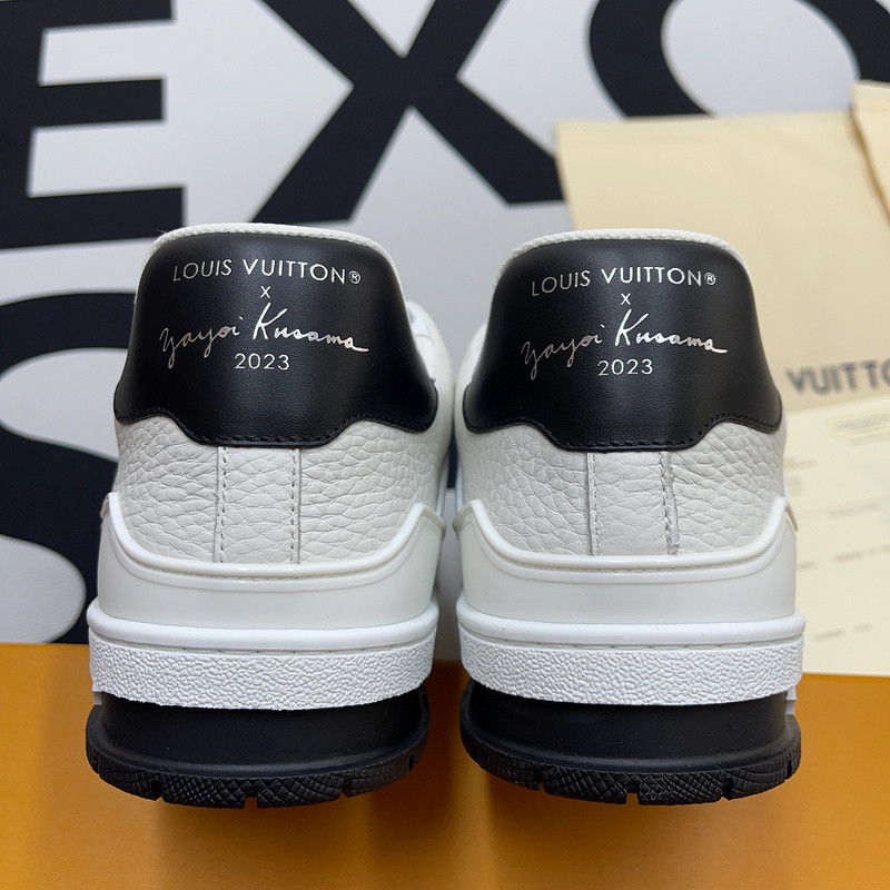 LVT SNEAKERS