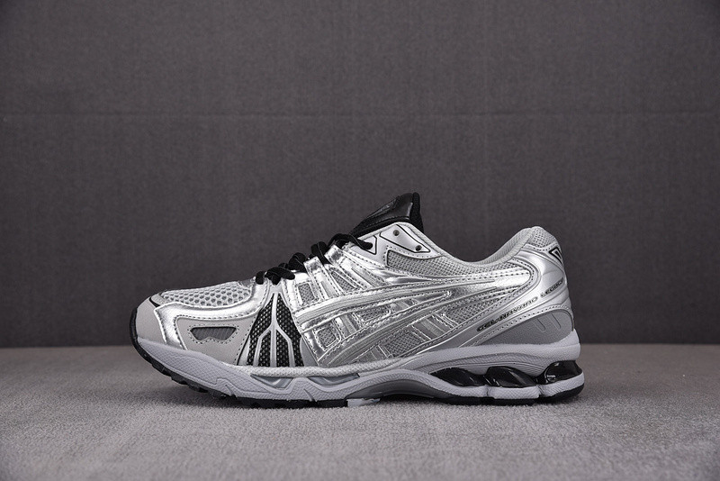 ASICS Gel Kayano Legacy 