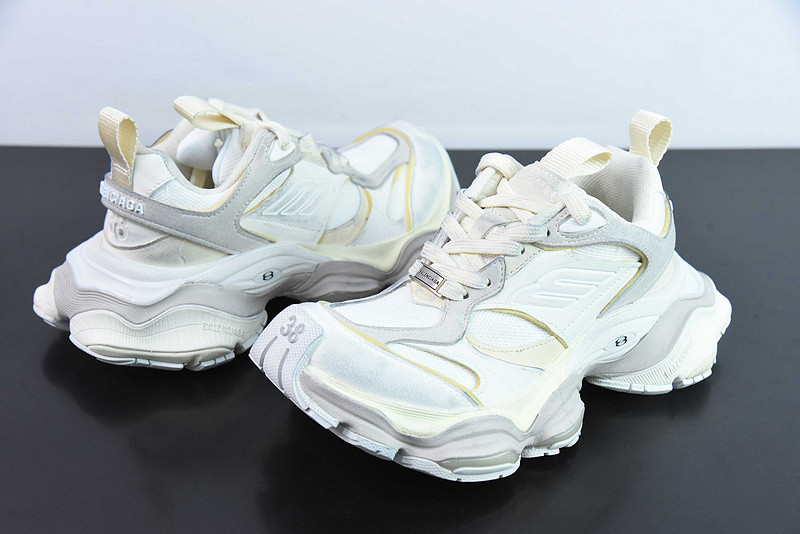BC XL SNEAKERS