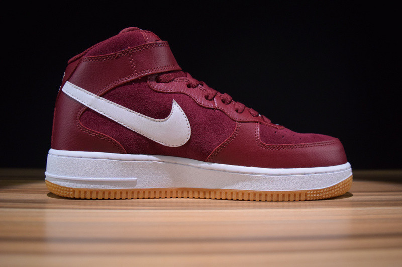 NIKE AIR FORCE 1 MID 