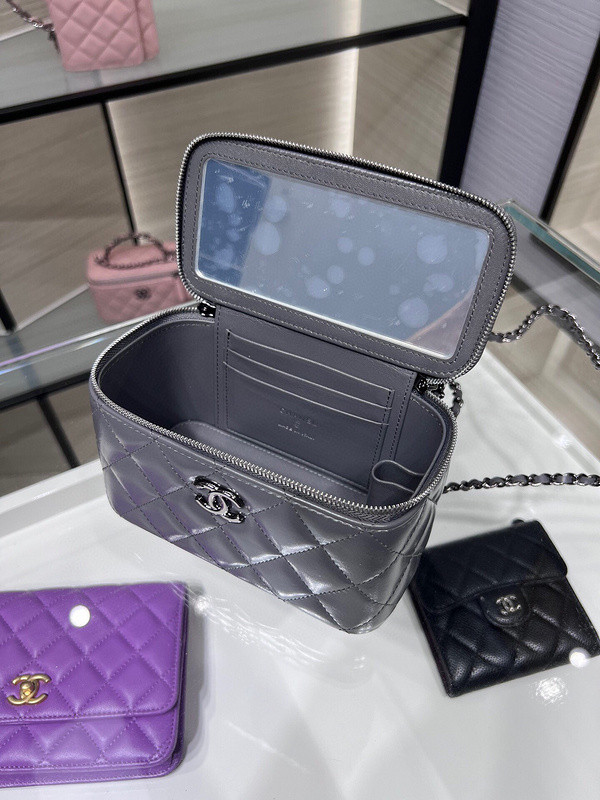 Ch*el purse