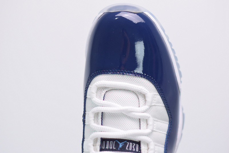 AIR JORDAN 11 RETRO "WIN LIKE 
