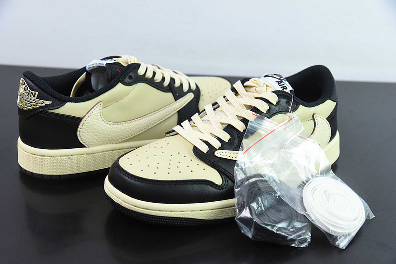 TRAVIS SCOTT X AIR JORDAN 1 LOW OG “PALE VANILLA” DM7866-201