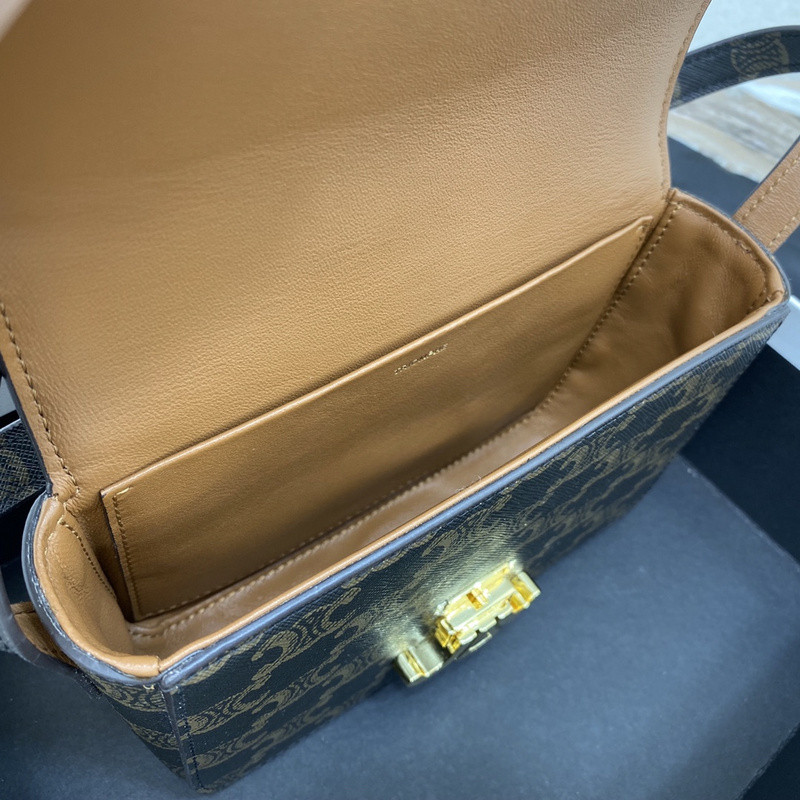 Ce**e bag
