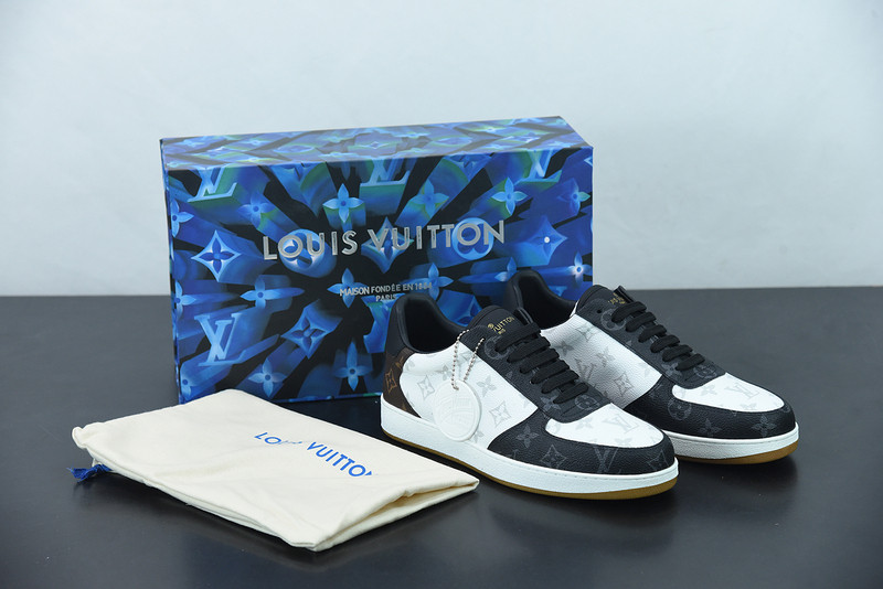 LVT SNEAKERS