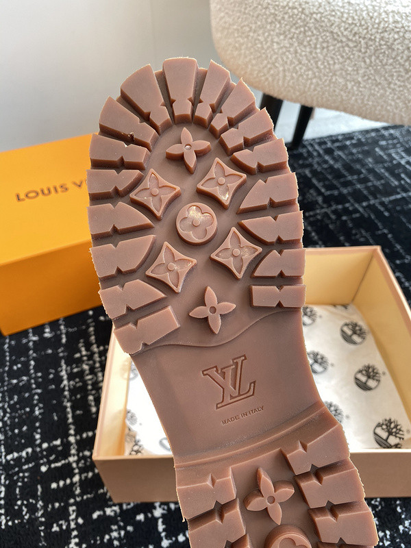 LVT BOOTS