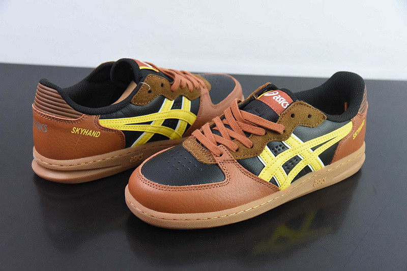 ASICS Skyhand OG 