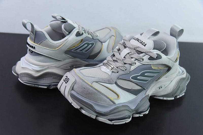 BC XL SNEAKERS