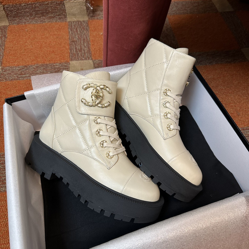 Chanel Sneaker
