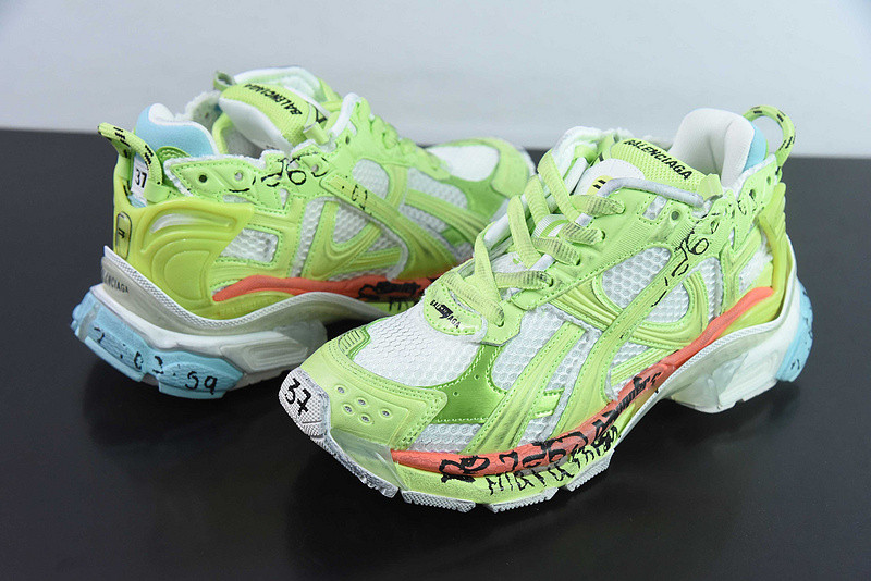 Ba*len*cia*ga runner sneaker
