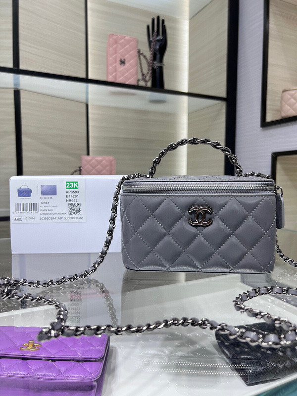 Ch*el purse