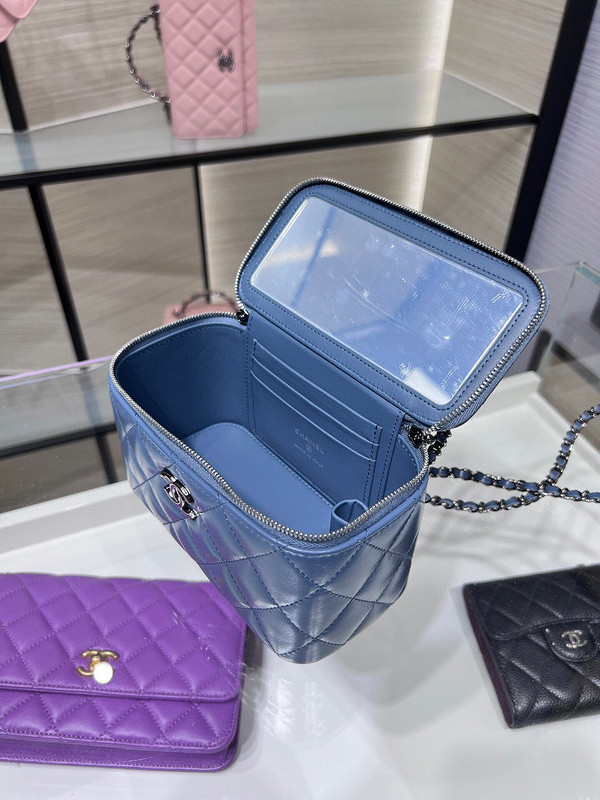 Ch*el purse