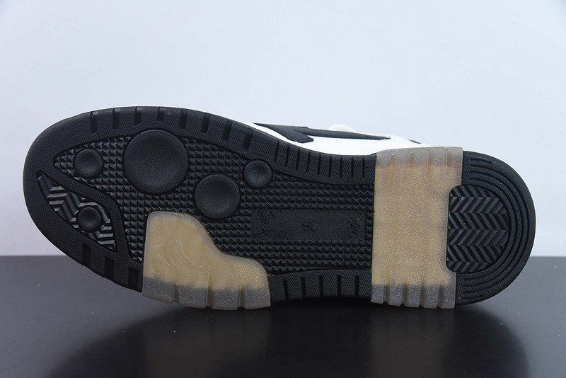 OF™ C/O VIRGIL ABLOH OUT OF OFFICE LOW-TOP LEATHER SNEAKERS ‘OOO“