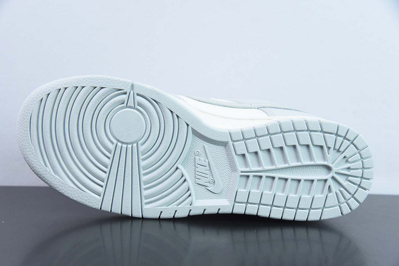 Nike Dunk Low "Needle Thread" FJ4553-133