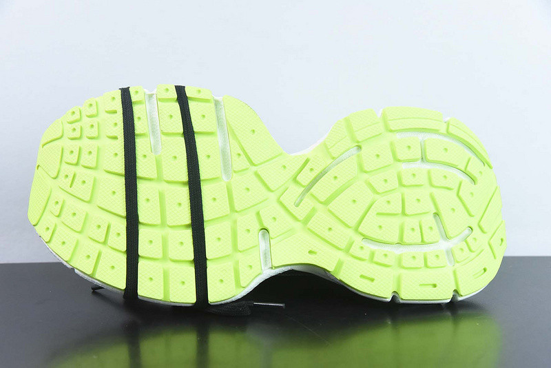 BC 3XL SNEAKER
