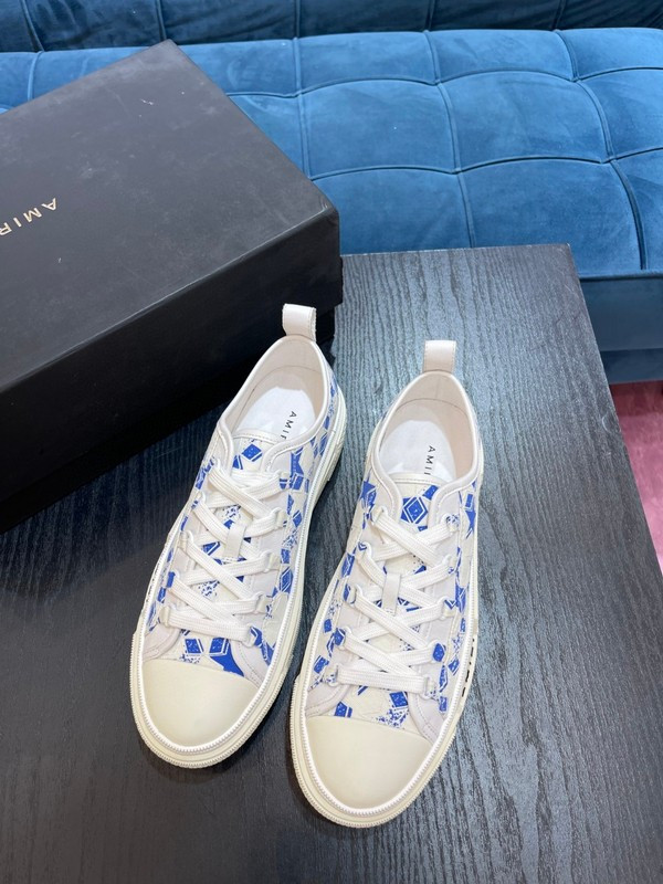 AMIRI stars court sneakers