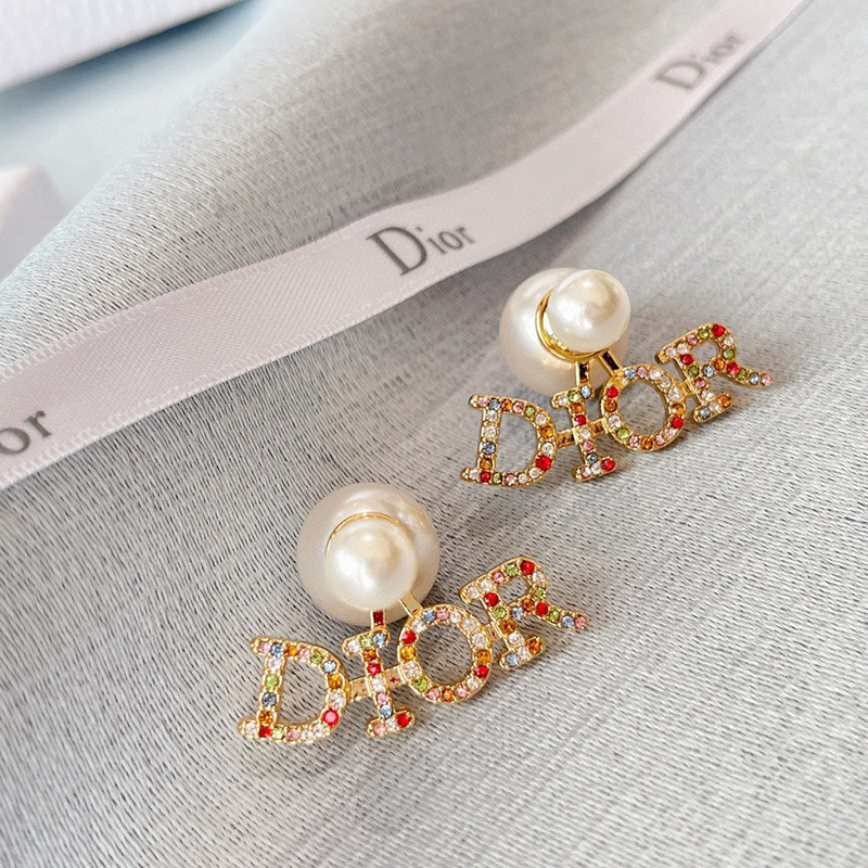 D10r earring