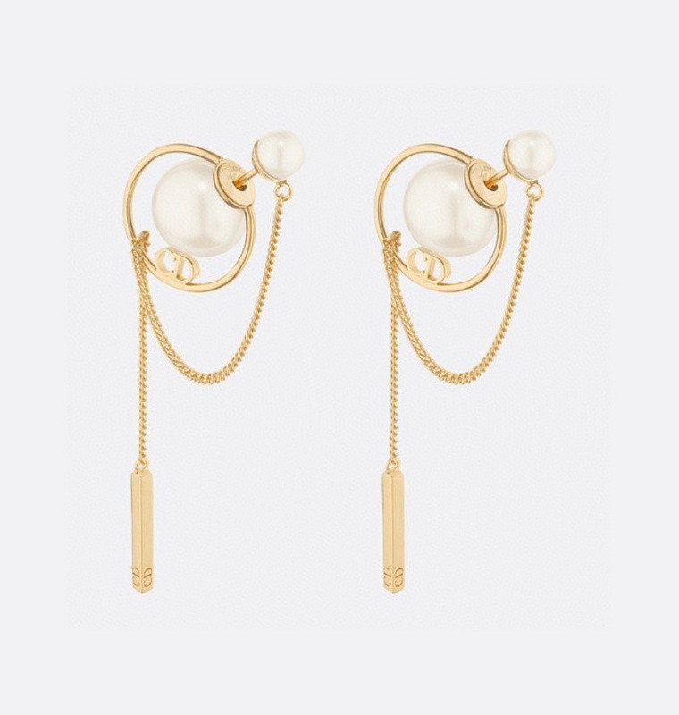 D10r earring