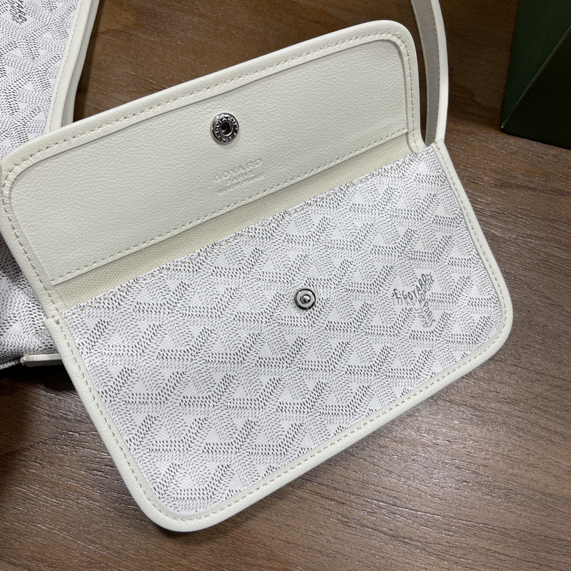Go*ard purse