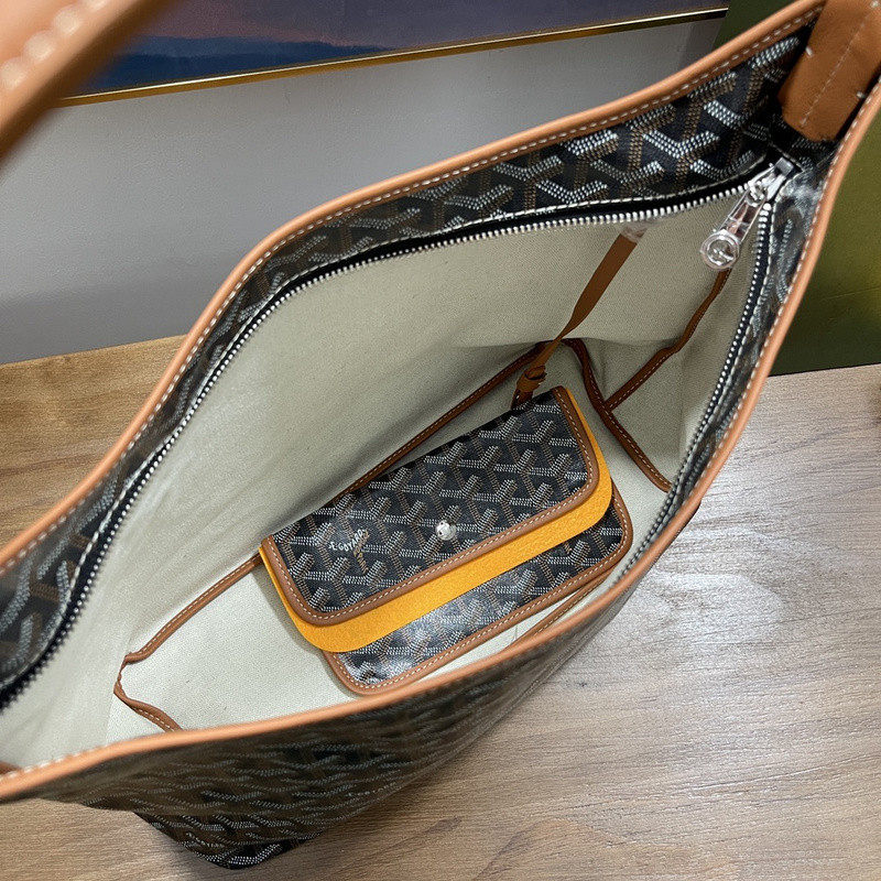 Go*ard purse