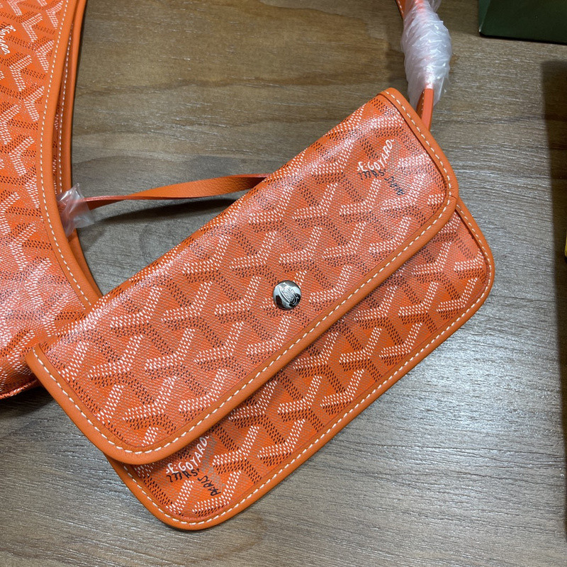 Go*ard purse