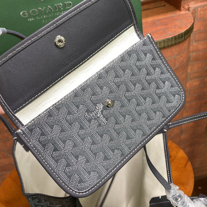 Go*ard purse