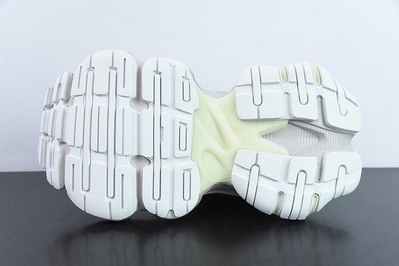 BC XL SNEAKERS