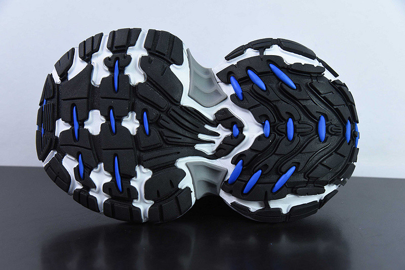 BC XL SNEAKERS