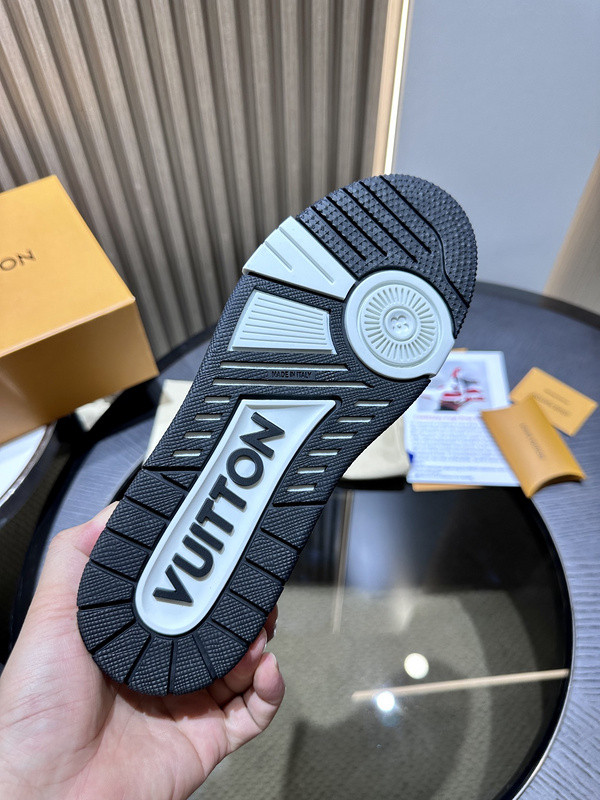 LVT SNEAKERS