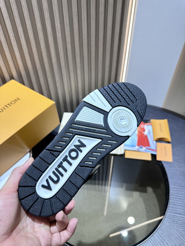 LVT SNEAKERS