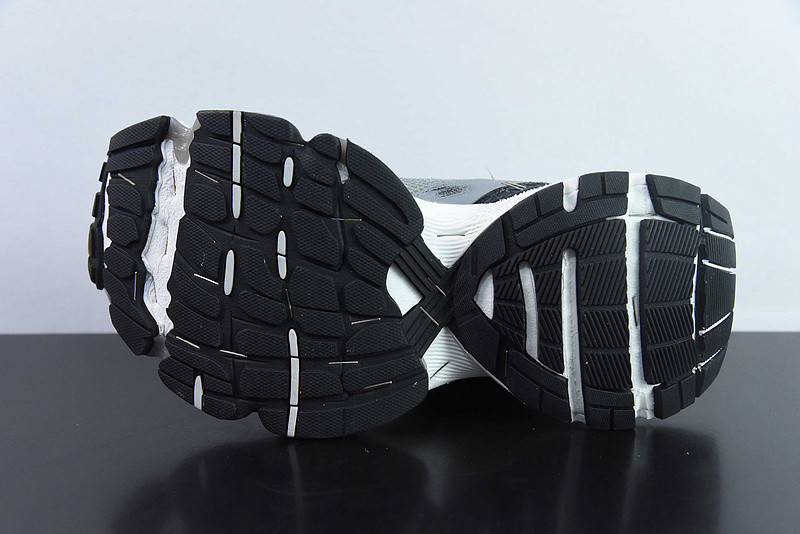 BC XL SNEAKERS