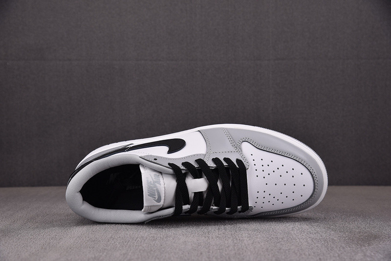 Air Jordan 1 Retro Low OG 